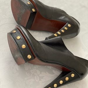 Steve Madden Women's Xtinct Black Leather Platform Studded Bootie Size 5.5